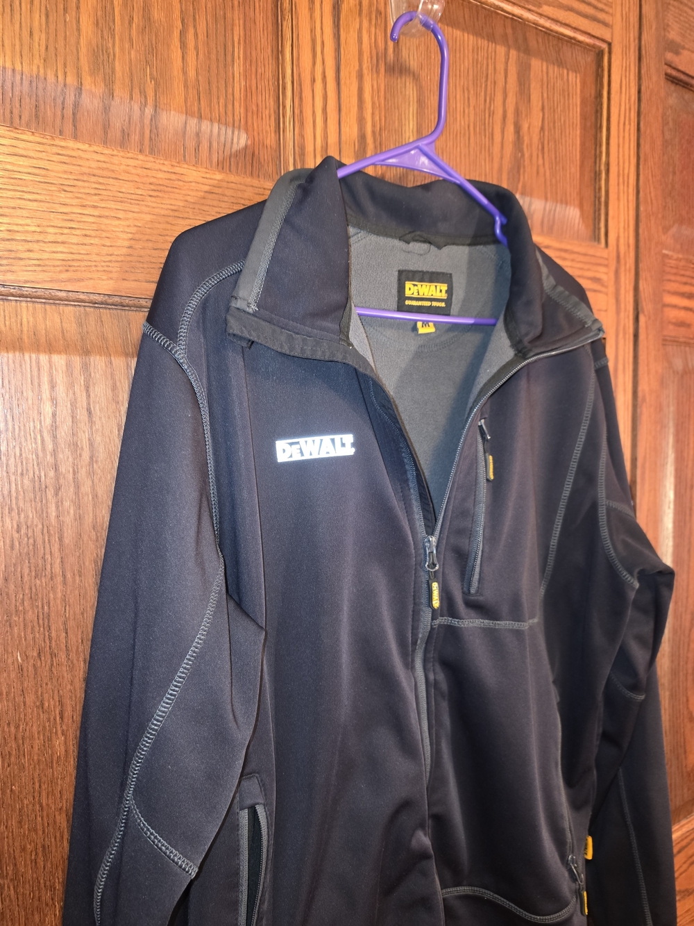 DEWALT Men's Black Performance Softshell Jacket